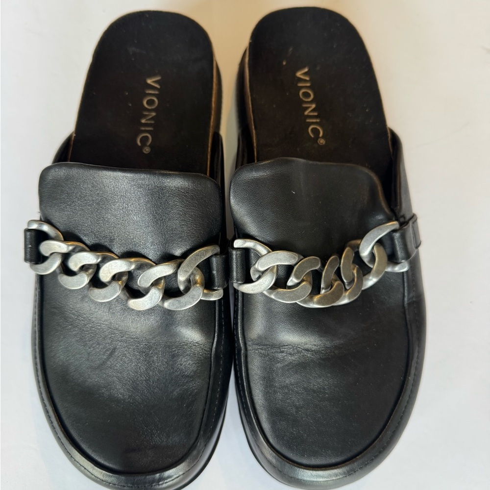 Vionic Black Leather Chain-Accent Slide Sandals